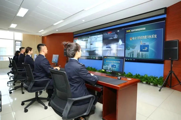 Audit AI Anche merevolusi inspeksi kendaraan komersial di Erdos China